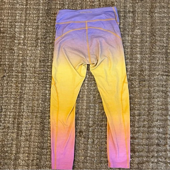 Outdoor voices Colorful Gradient 7/8 Legging-women’s size M-EUC - Picture 2 of 7